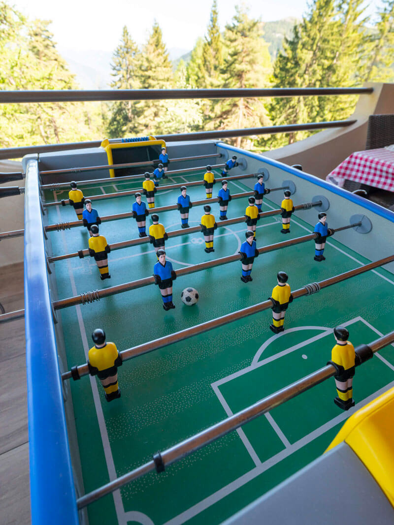 Baby-foot au chalet — équipement de loisirs pour groupes et familles à Roubion